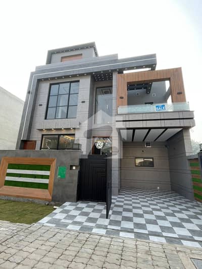 5MARLA BRAND NEW LUXURY HOUSE AVAILABLE FOR SALE IN BAHRIA ORCHARD LAHORE LDA APPROVED AREA PHASE1 OWNER BUILD NEAR MASJID PARK WATER FILTER NEAR SCHOOL COLLEGE MARKET