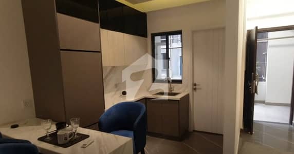 Gorgeous Prime Location 1300 Square Feet Flat For Sale Available In Naya Nazimabad