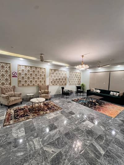 ایف ۔ 7/1 ایف ۔ 7,اسلام آباد میں 11 کمروں کا 1 کنال مکان 15.0 لاکھ میں کرایہ پر دستیاب ہے۔