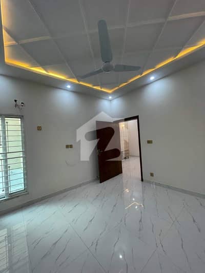 Brand New 1st Floor Available For Rent Brand New 1st Floor Available For Rent