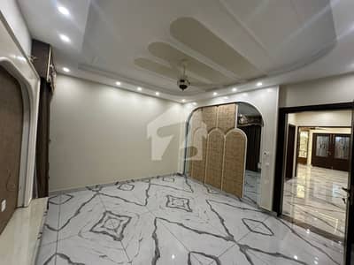 A Palatial Residence For Good Location Rent In DC Colony - Indus Block Gujranwala