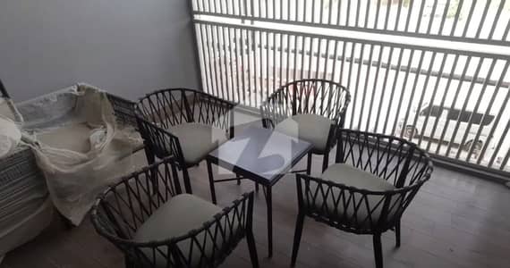 Prime Location Flat For Sale In Rs. 26750000