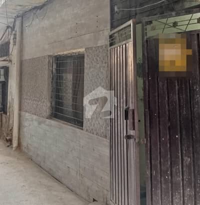 کینال پارک گلبرگ,لاہور میں 6 کمروں کا 5 مرلہ مکان 2.0 کروڑ میں برائے فروخت۔