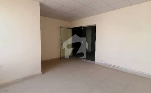 Mm Alam Rod Hot Location Near Tahzeeb Bakery Mm Alam Rod Hot Location Near Tahzeeb Bakery