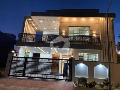 ٹاپ سٹی 1 اسلام آباد میں 5 کمروں کا 10 مرلہ مکان 5.3 کروڑ میں برائے فروخت۔