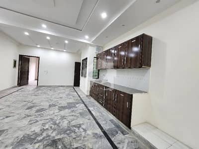 1000seq Ft Office Office For Rent Hot Location Best For IT Call
