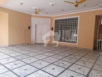 Good Livable House (50*90) For Sale | Prime Location