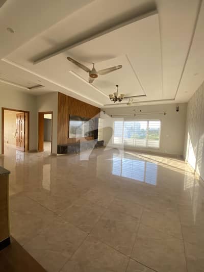 1 Kanal Upper Portion Available For Rent In Top City Islamabad