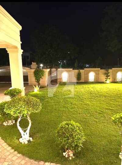 A Beautifully Brand New Luxury Residence Located In The Heart Of F-6, Offering Exceptional Comfort, Modern Living, And Top-Class Facilities.