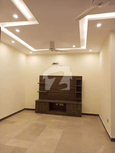 10 Marla House For Rent Sector C1