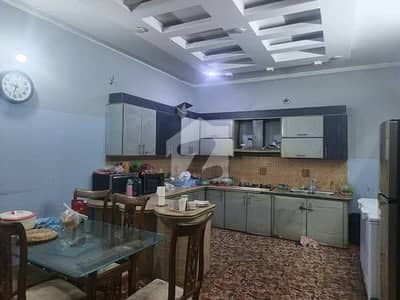Ideal 400 Square Yards House Available In Gulistan-e-Jauhar - Block 13, Karachi