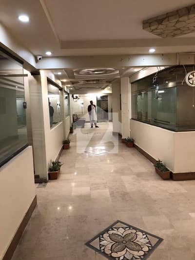 گلستانِِ جوہر ۔ بلاک 4 گلستانِ جوہر,کراچی میں 16 مرلہ Studio دفتر 2.5 لاکھ میں کرایہ پر دستیاب ہے۔