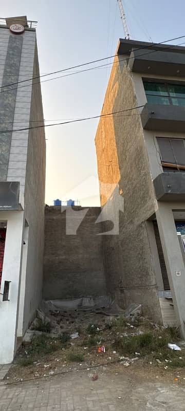 بینکرز ہاؤسنگ سوسائٹی - بلاک سی بینکرز کوآپریٹو ہاؤسنگ سوسائٹی,لاہور میں 2 مرلہ کمرشل پلاٹ 1.2 کروڑ میں برائے فروخت۔