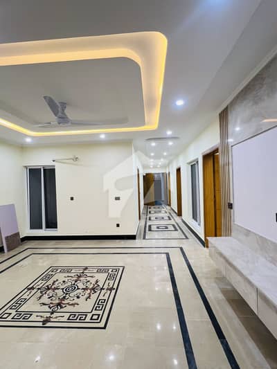 Zam Zam Real Estate 1st Floor For Rent