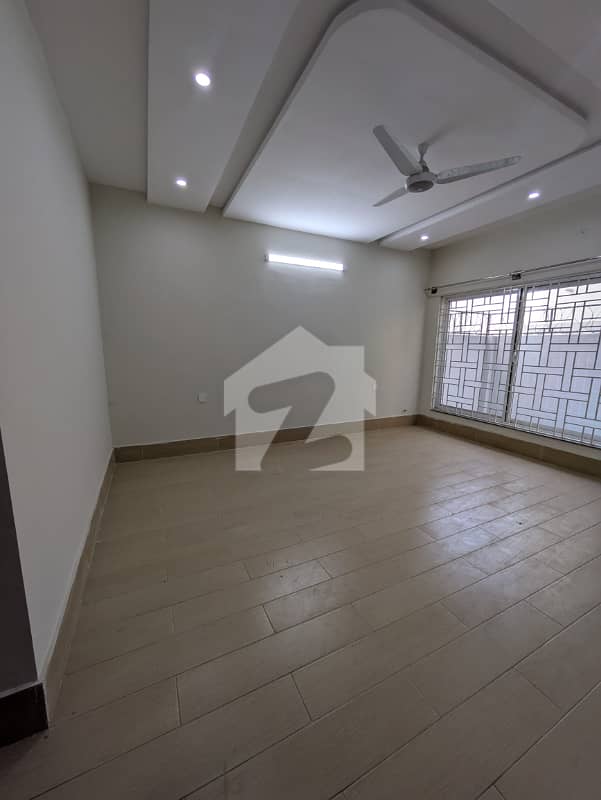 GULBERG RESIDENCIA 7 Marla FULL HOUSE FOR RENT GULBERG RESIDENCIA 7 Marla FULL HOUSE FOR RENT