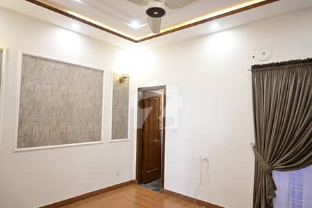5 Marla Beautiful House In Jinnah Block Bahria Town Lahore For Sale