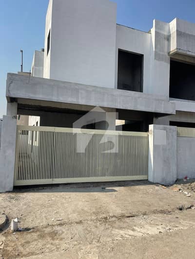 ڈی ایچ اے فیز 1 ۔ سیکٹر بی1 ڈی ایچ اے فیز 1,ڈی ایچ اے ڈیفینس,ملتان میں 5 کمروں کا 10 مرلہ مکان 1.9 کروڑ میں برائے فروخت۔ ڈی ایچ اے فیز 1 ۔ سیکٹر بی1 ڈی ایچ اے فیز 1,ڈی ایچ اے ڈیفینس,ملتان میں 5 کمروں کا 10 مرلہ مکان 1.9 کروڑ میں برائے فروخت۔