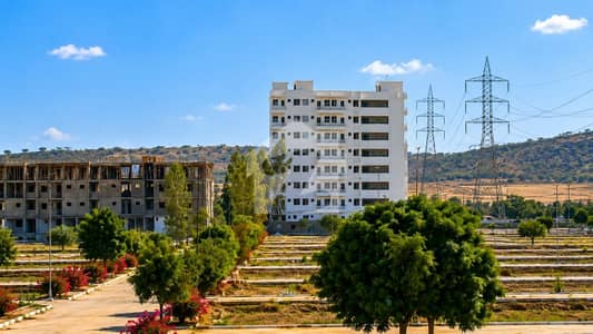 Stunning Prime Location 120 Square Yards Residential Plot In North Town Residency Available