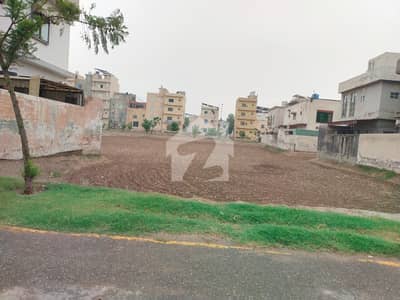 1 Kanal Plot For Sale In Q Block Khayaban-E-Amin Society Lahore.
