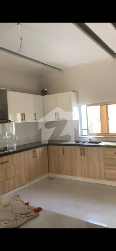 500 Square Yards Villa In Bahria Town - Precinct 4