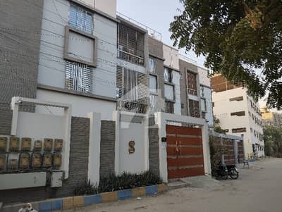 4 BED DD Upper Portion For SALE At PECHS Block 2.
