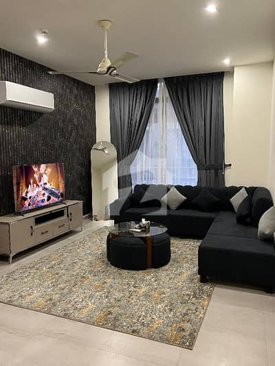 سکائی پارک ون گلبرگ گرینز,گلبرگ,اسلام آباد میں 2 کمروں کا 8 مرلہ فلیٹ 1.85 لاکھ میں کرایہ پر دستیاب ہے۔