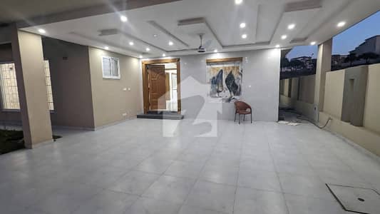 ڈی ایچ اے ڈیفینس فیز 2 ڈی ایچ اے ڈیفینس,اسلام آباد میں 3 کمروں کا 1 کنال بالائی پورشن 90.0 ہزار میں کرایہ پر دستیاب ہے۔ ڈی ایچ اے ڈیفینس فیز 2 ڈی ایچ اے ڈیفینس,اسلام آباد میں 3 کمروں کا 1 کنال بالائی پورشن 90.0 ہزار میں کرایہ پر دستیاب ہے۔