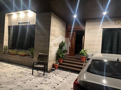 ای ۔ 11/3 ای ۔ 11,اسلام آباد میں 10 کمروں کا 1 کنال مکان 19.0 کروڑ میں برائے فروخت۔