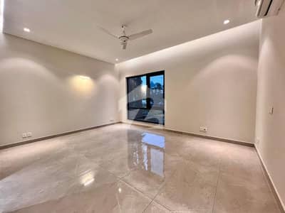 BRAND NEW LUXURIOUS HOUSE FOR RENT