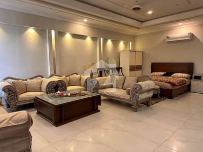 Prime Location Farm House Of 2 Kanal 40 Marla Available For Sale In Bosan Road
