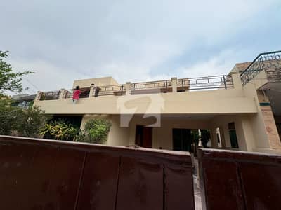 Hot Location 1 Kanal Slightly Used Modern Design House For Rent In DHA Phase 4 Lahore. Hot Location 1 Kanal Slightly Used Modern Design House For Rent In DHA Phase 4 Lahore.