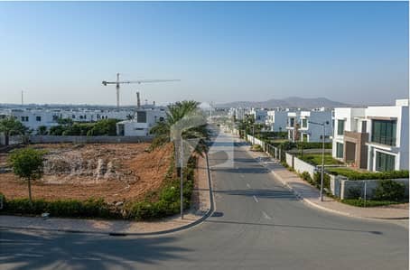 1000 Yards Grand Plot 15th Street Phase VI | Elite Class Location | A Signature Investment