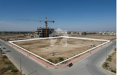 1000 Yards Prime Plot 30th Street Phase VIII-A Elite DHA Location Investment & Lifestyle Gold 1000 Yards Prime Plot 30th Street Phase VIII-A Elite DHA Location Investment & Lifestyle Gold