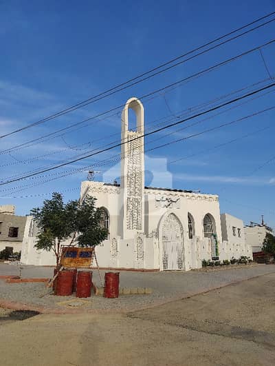 PRIME LOCATION 361 SQUARE YARD CORNER COMMERCIAL S. B PLOT FOR SALE MAIN 150 WIDE ROAD IN SECTOR Q GULSHAN E MAYMAR KARACHI