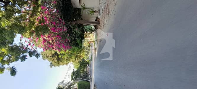 500 Yards Residential Plot For Sale.