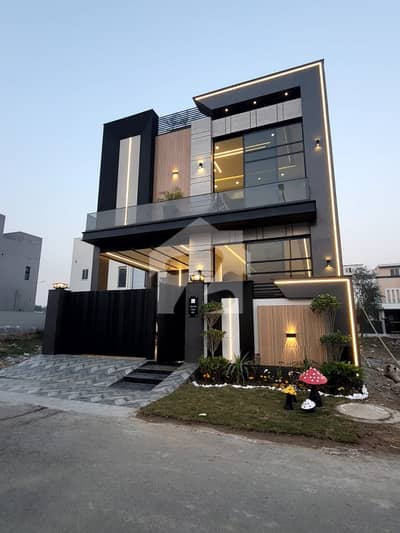 5 Marla Modern House Available For Rent In DHA 9 Town