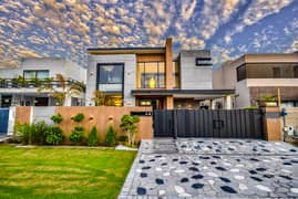 1 KANAL BRAND NEW EYE CATCHING SPANISH BUNGALOW FOR RENT NEAR TO RAYA IN LOW PRICE