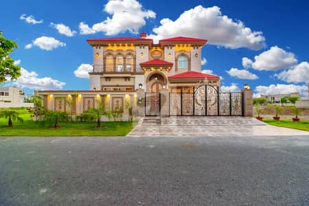 1 KANAL BRAND NEW EYE CATCHING SPANISH BUNGALOW FOR RENT NEAR TO RAYA IN LOW PRICE