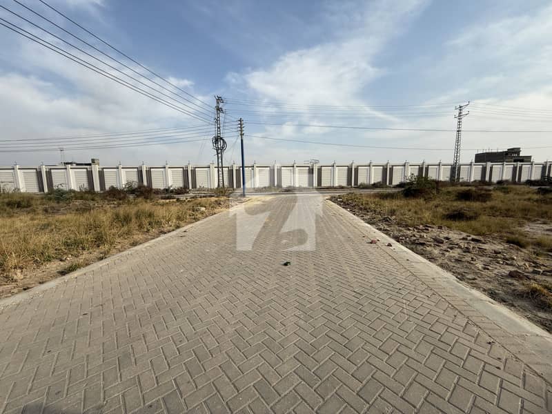 120 Sq. Yd. Residential Plot in Sadiq Livna — view 2