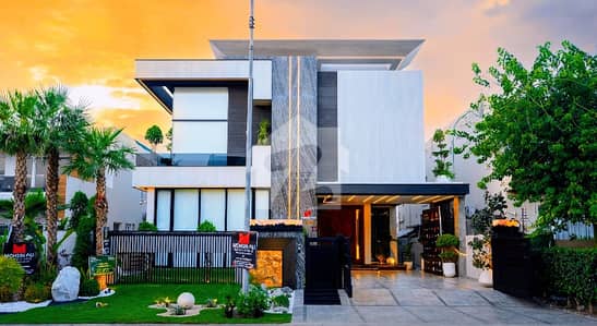 100% Original Deal Ultra Top Notch 1 Kanal Brand New Bungalow Reasonable Price In Market Near Dolmen Mall & Park Near To Raya Commercial Prime Location DHA Phase 7