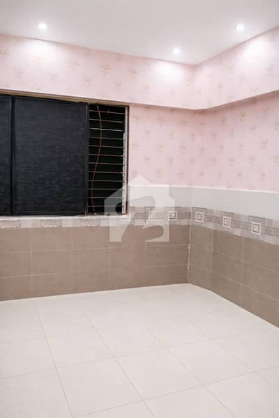 2 Bed DD Flat For Sale In Bismillah Tower 1st Floor | Prime Location