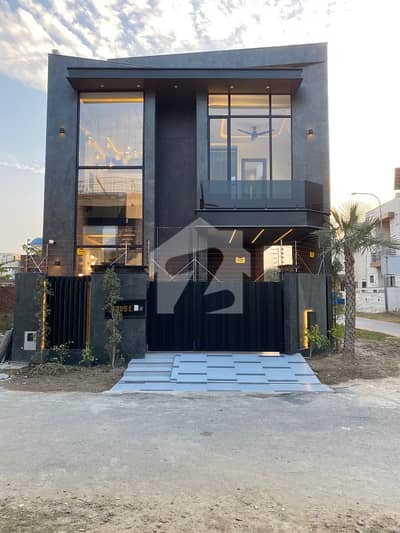 5 Marla House For Sale In DHA Phase 9 Town Near To Park And Mosque Commercial Prime Location 5 Marla House For Sale In DHA Phase 9 Town Near To Park And Mosque Commercial Prime Location