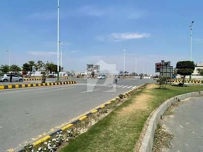 ڈی ایچ اے فیز9 پریزم - بلاک ایف ڈی ایچ اے فیز9 پریزم,ڈی ایچ اے ڈیفینس,لاہور میں 1 کنال رہائشی پلاٹ 3.2 کروڑ میں برائے فروخت۔ ڈی ایچ اے فیز9 پریزم - بلاک ایف ڈی ایچ اے فیز9 پریزم,ڈی ایچ اے ڈیفینس,لاہور میں 1 کنال رہائشی پلاٹ 3.2 کروڑ میں برائے فروخت۔