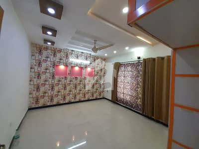 Bahria Town Phase 8 Rawalpindi Umar Block 7 Marla Portion 2 Bedroom Daring Room Attached Washroom With Gas Electric Meter Separate Opposite Mini Commercial Musjid Near Park For Rent Available