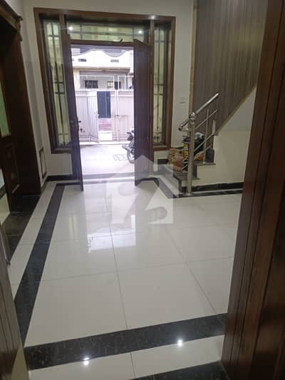 25*40 Used House For sale in G13 Islamabad