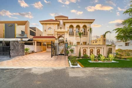 1 KANAL EYE CATCHING SEMI FURNISHED SPLENDID HOUSE OF DHA LAHORE 1 KANAL EYE CATCHING SEMI FURNISHED SPLENDID HOUSE OF DHA LAHORE