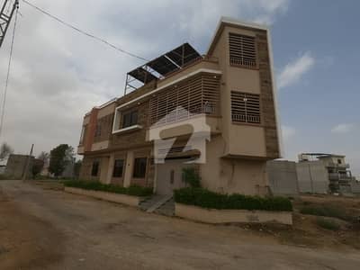 سعدی گارڈن سکیم 33,کراچی میں 4 کمروں کا 5 مرلہ مکان 2.35 کروڑ میں برائے فروخت۔