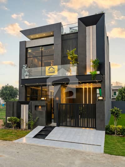 PRIME LOCATION 5 MARLA HOUSE FOR SALE IN DHA 9 TOWN