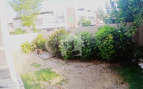 DHA Phase 5 - Block L House Sized 10 Marla DHA Phase 5 - Block L House Sized 10 Marla