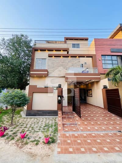 5 MARLA BRAND NEW HOUSE FOR SALE IN NESPAK PHASE 3 5 MARLA BRAND NEW HOUSE FOR SALE IN NESPAK PHASE 3